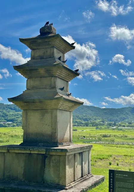 Three-story Stone Pagoda at Hwangboksa Temple Site