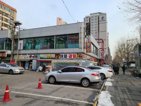 Dongbu Market