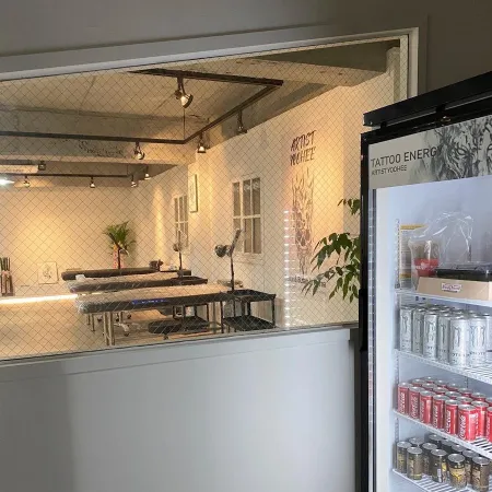 Yoohee Tattoo Studio