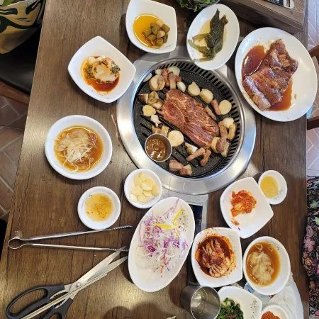 Ilchul Jeju Heukdwaeji