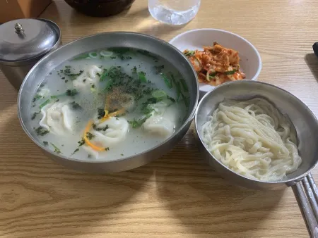 萬拿刀削麵