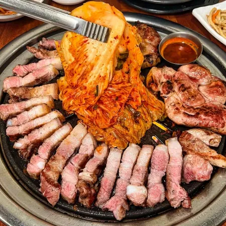 Yeonnam Pungnyeon Sutbul Galbi