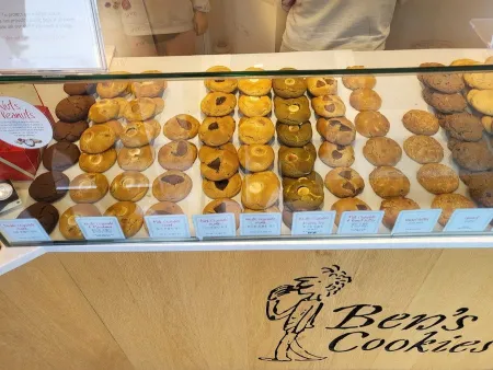 Ben’s Cookies