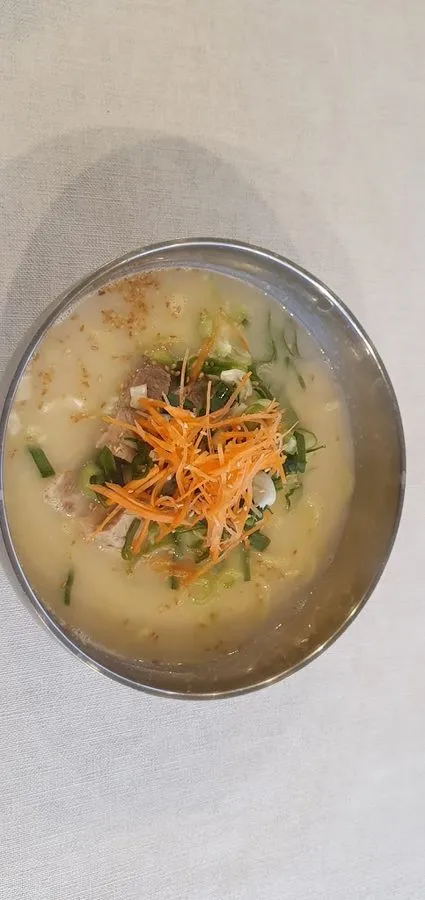 Delicious meat noodles jondi