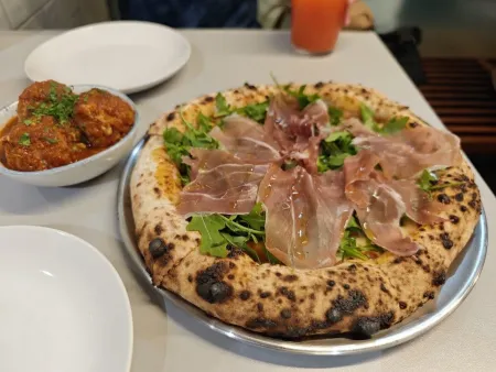 Gusta Sourdough Pizza Co.