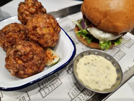 Gordon Ramsay Street Burger - Trade Center
