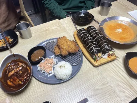 Daebak Bunsik