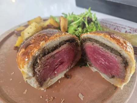Meet 4 Meat (Beef Wellington & Steak)