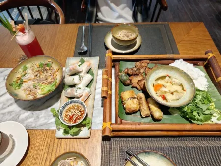 Hanoi 1930 Bistro