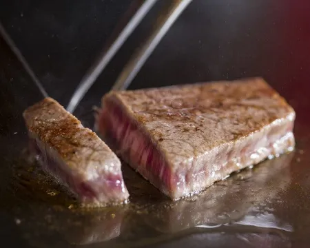 mahoroba Teppan Okinawa-TEPPANYAKI Steak & Wine Bar