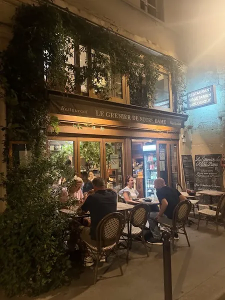 Le Grenier de Notre-Dame