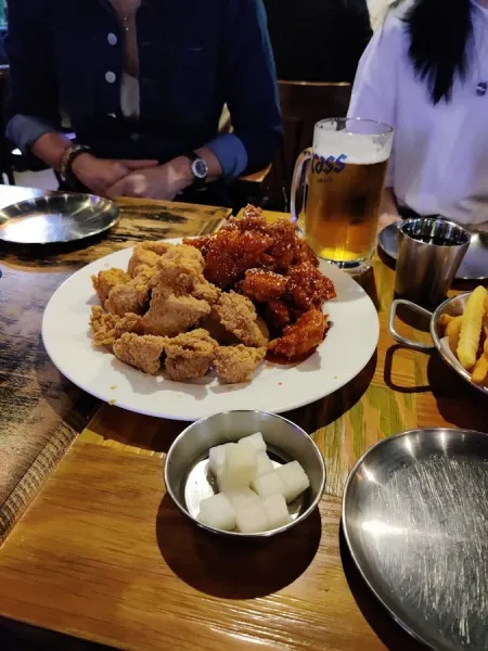BBQ Chicken Hongdae Rodeo Branch