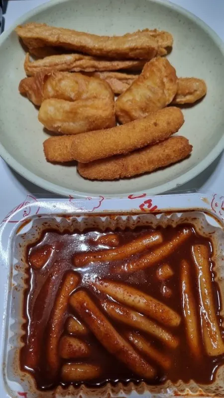 Sinjeon Tteokbokki Gijang Branch