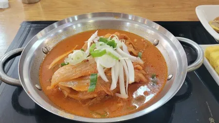 Hanseong Kimchi Jjim