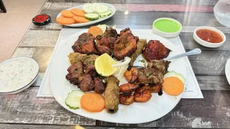 Sangam Indian Pakistan Restaurant (halal)