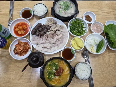 Somunnan Dwaeji Gukbap