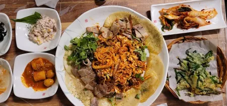 Golmok Pocha