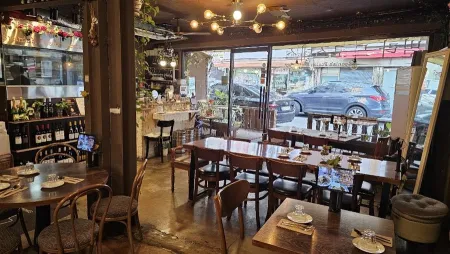 Villa de Costes Spanish Fusion Restaurant