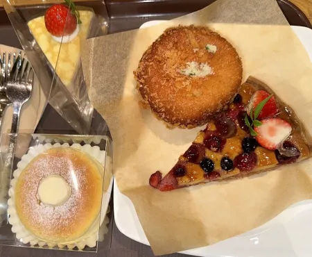 Paris Croissant