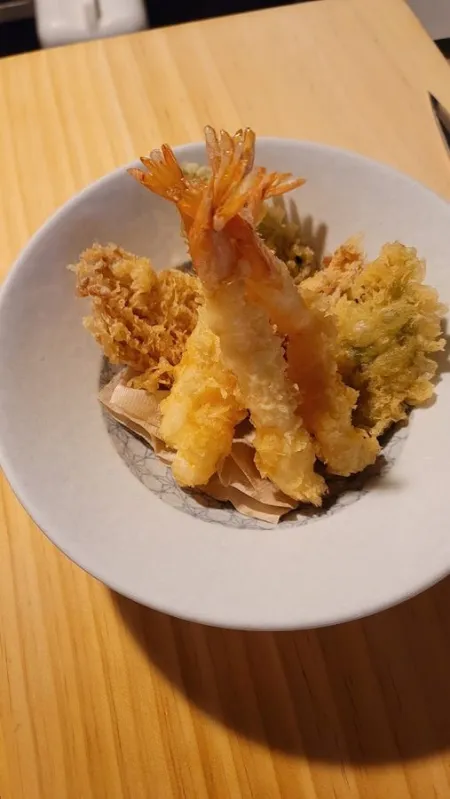 참새식당 스즈메