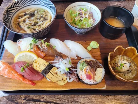 Sumi Sushi