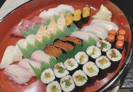 SUSHI MIYOSHINO すしみよしの