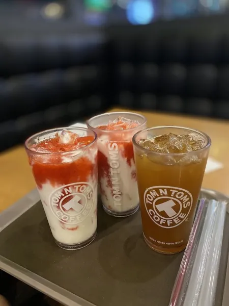 Tom N Toms Coffee