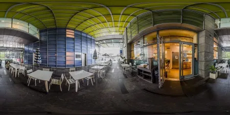 Bluestone Lane Battery Park Café