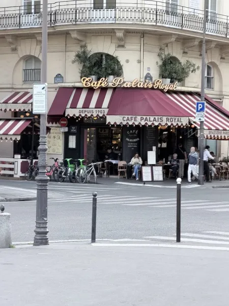Cafe Palais Royal