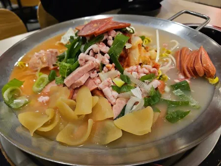 놀부부대찌개