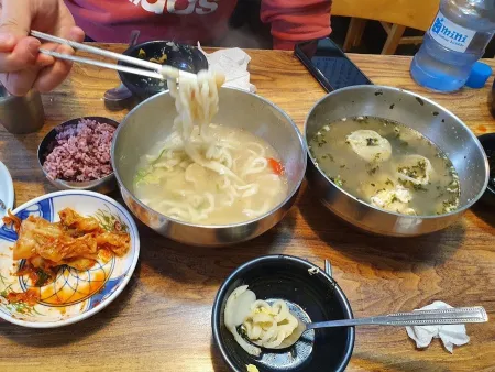 Eomma Son Kalguksu