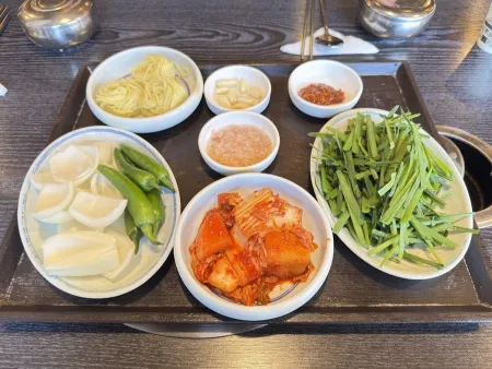 Jinguk Myeongga
