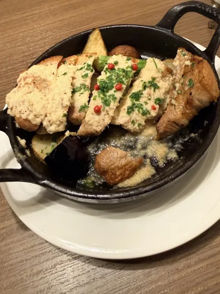 Bistro En Cocotte