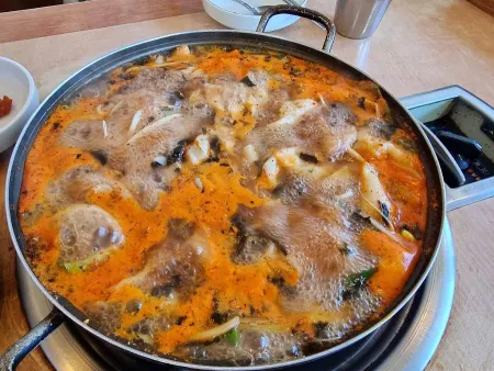 Chodang Mandu Sikdang