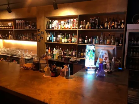 Community Bar Mora