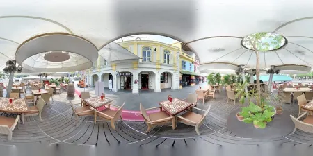 Octapas - International Tapas Bar