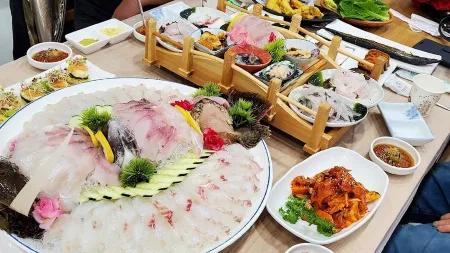 帝王蟹專門店 迎金亭活魚生魚片中心