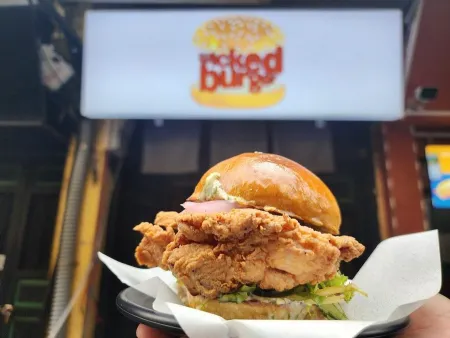 Wicked Burger Tạ Hiện