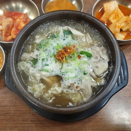 Baek Geureut Gukbap Main Branch