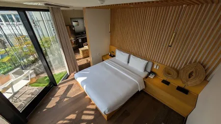 The Bay Club Hotel