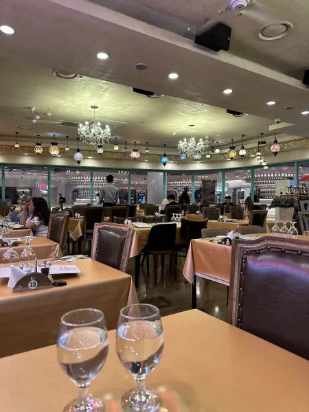 케르반 코엑스몰점