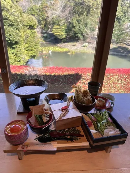 CAFE INARI (カフェ イナリ)