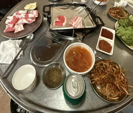 Hando Samgyeopsal