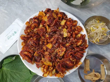 阿里讚章魚