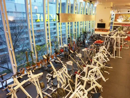 Gold's Gym Harajuku Tokyo