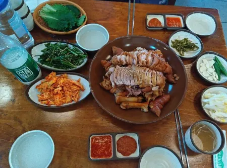 족발야시장창동역점