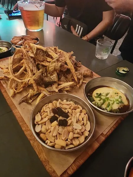 Saenghwal Beer Mapo Station Branch