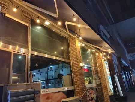 Sinsa Budae Jjigae & Pumgyeok Samgyeopsal