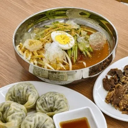 Iseo Naengmyeon