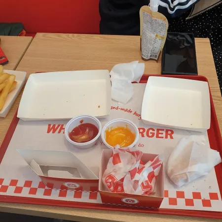 What The Burger Yangyang Branch